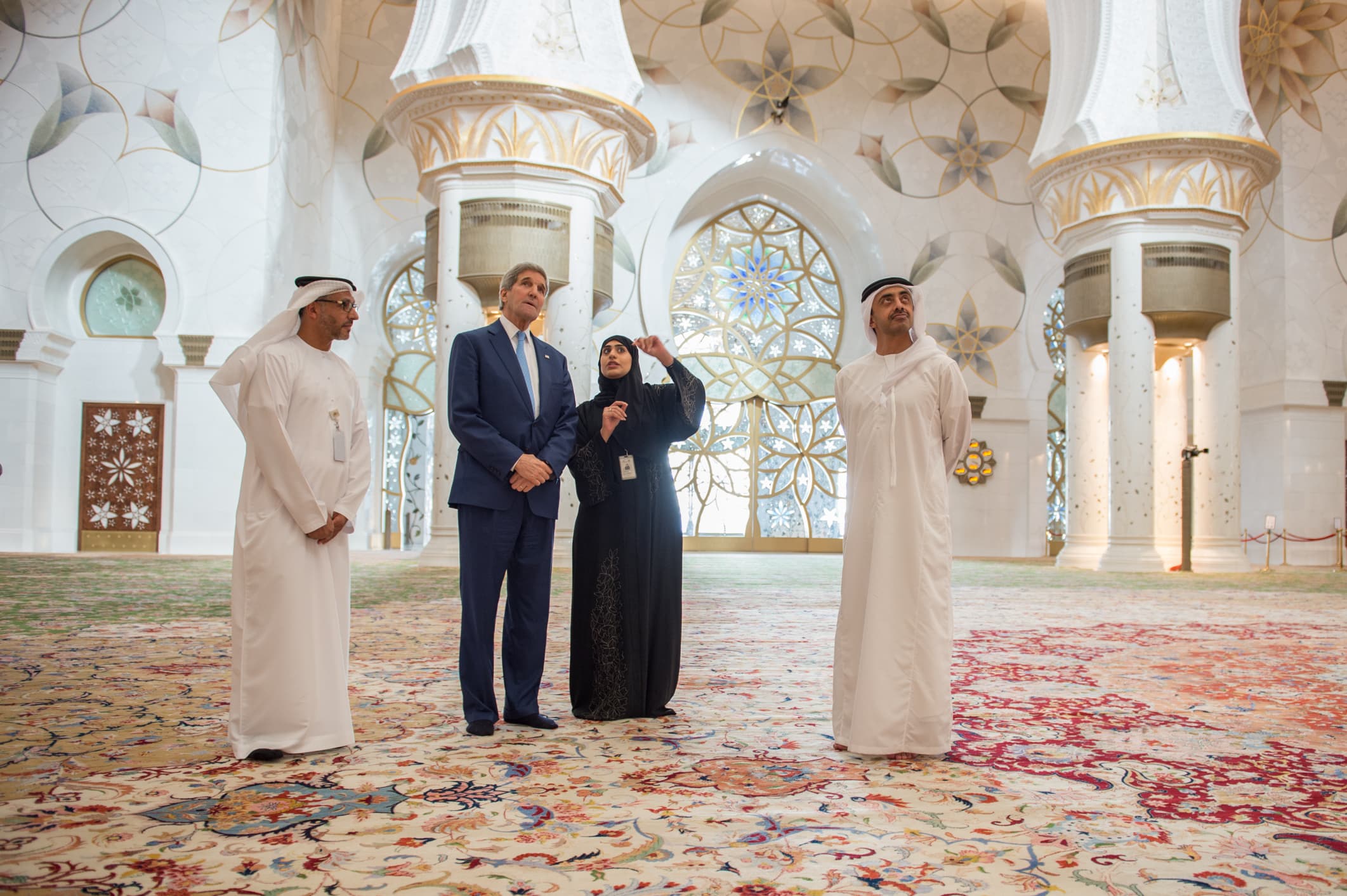 U.S. Secretary of State John Kerry during his visit to the United Arab Emirates toured the Sheikh Zayed Grand Mosque in Abu Dhabi with UAE Foreign Minister, His Highness Sheikh Abdullah bin Zayed Al Nahyan