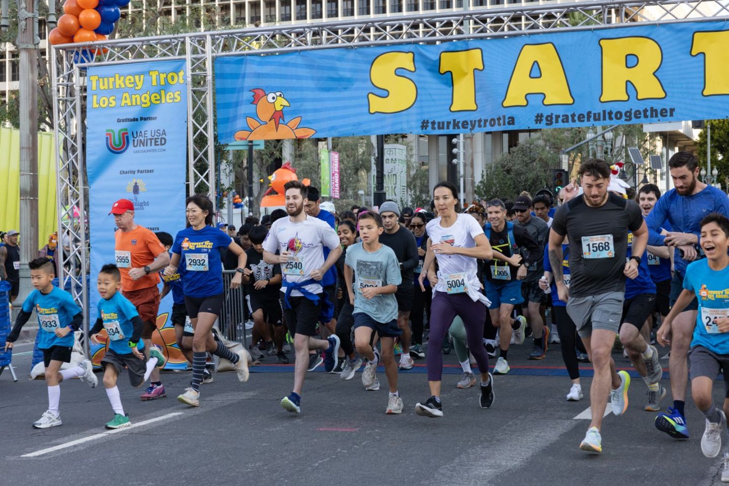 group of people running