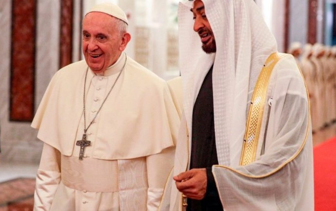 Pope Francis is welcomed by Abu Dhabi's Crown Prince Sheikh Mohammed bin Zayed Al-Nahyan