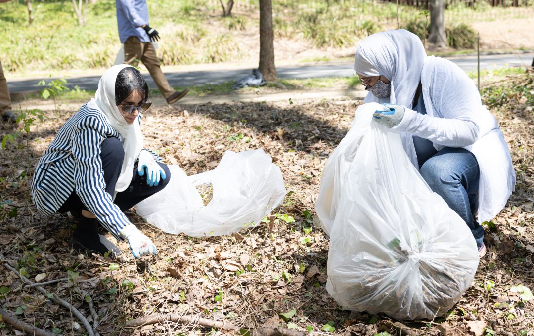 Volunteers for Earth Day 2023