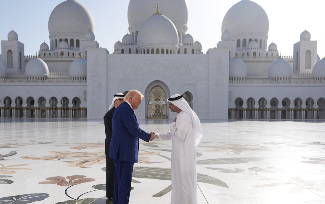 President Trump & HH Sheikh Khaled bin Mohamed bin Zayed Al Nahyan visit the Sheikh Zayed Grand Mosque in Abu Dhabi