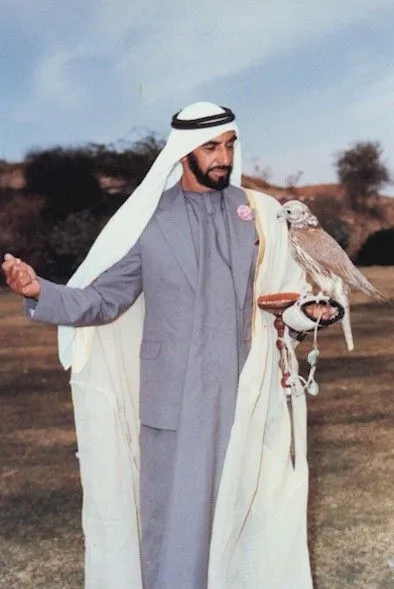 Sheikh Zayed with a bird